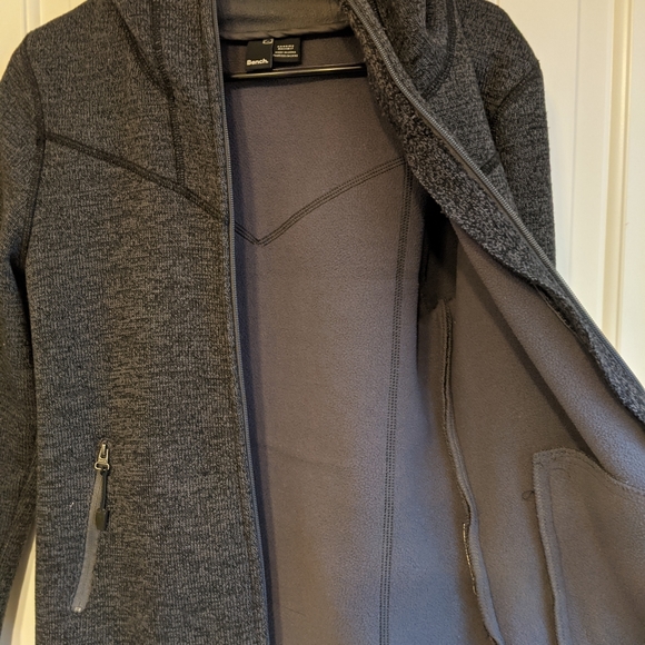 Bench sweater - Picture 4 of 4